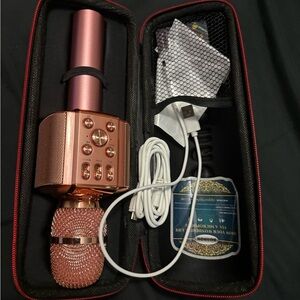 bonnok microphone Karaoke Pink LED Lights Up With Charger/Case TESTED Bluetooth